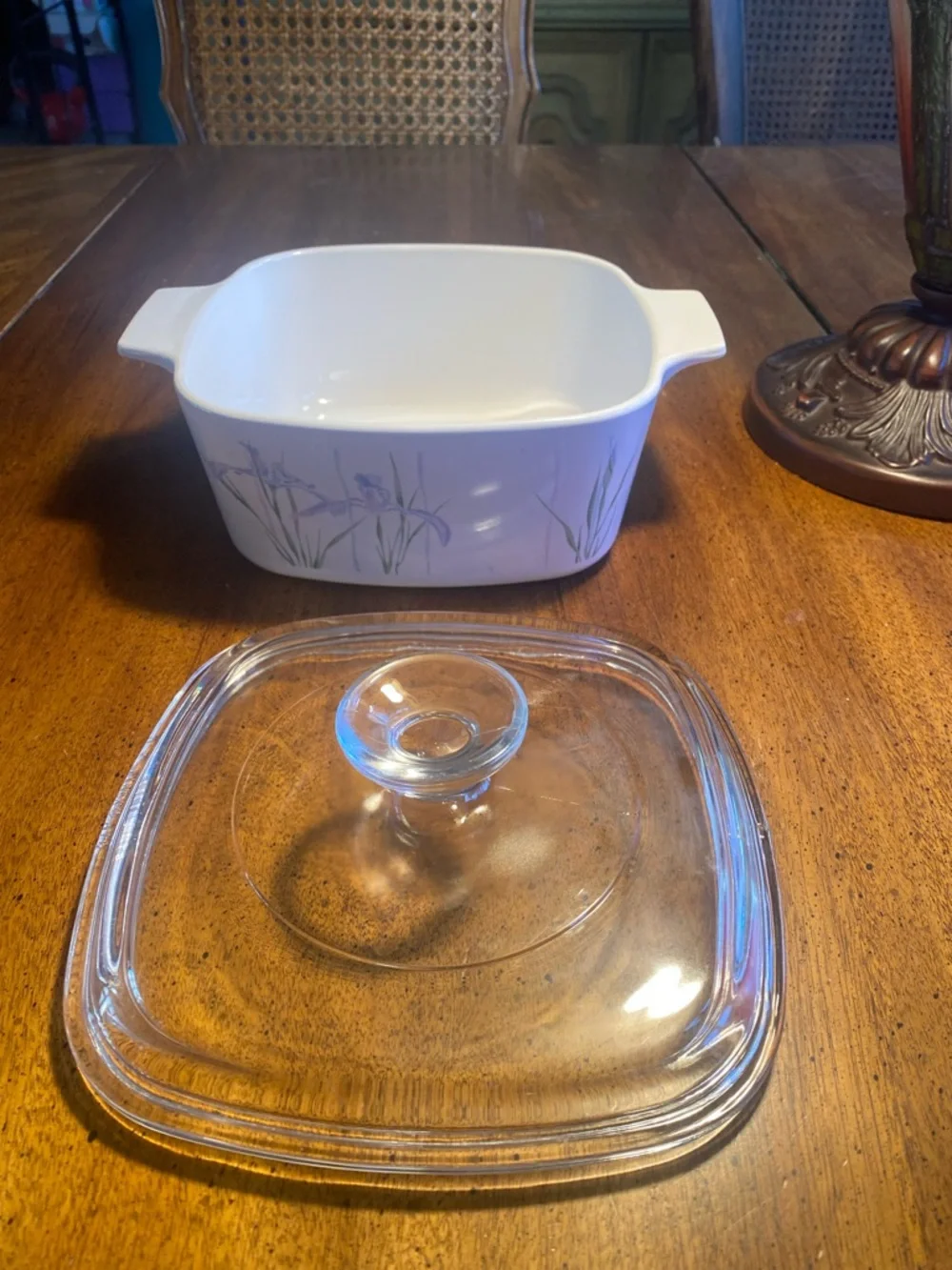 Corningware Shadow Iris 1.5 Qt Casserole Pan and Pyrex Lid